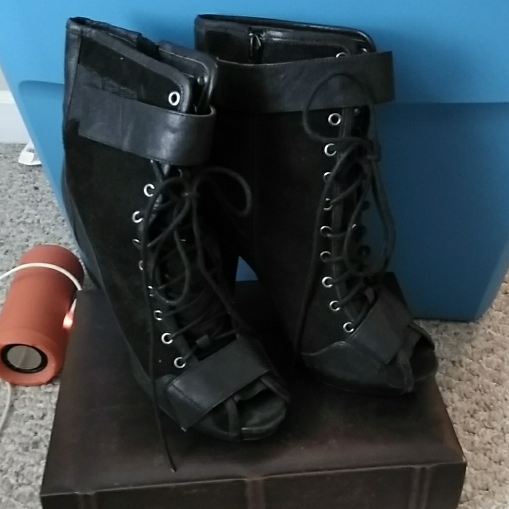 HOT!!!!Aldo Black peep toe boots